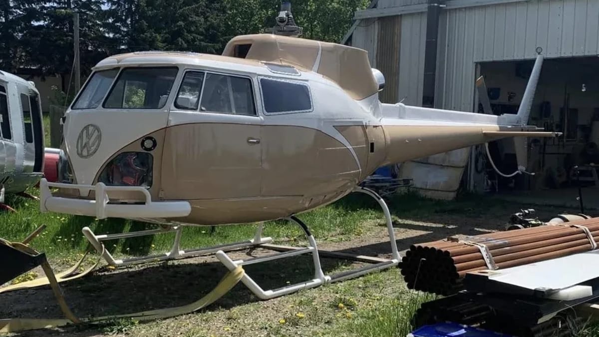 Foi necessário refazer meticulosamente toda a carroceria do veículo para integrá-la ao corpo traseiro do helicóptero