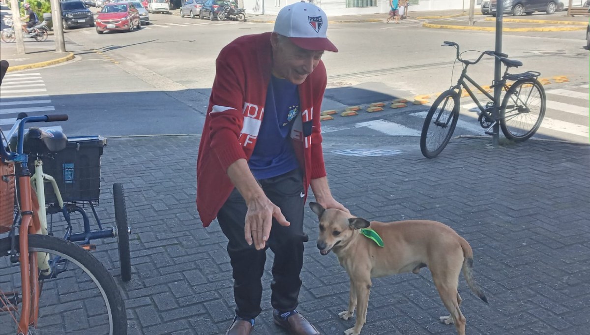 Eugênio Mazzali e seu cão Caramelo é um exemplo de companheirismo e de amizade sincera