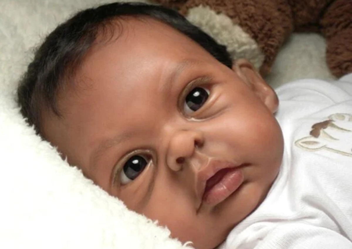 Bebês reborn são bonecas hiper-realistas, feitas para se parecerem com recém-nascidos