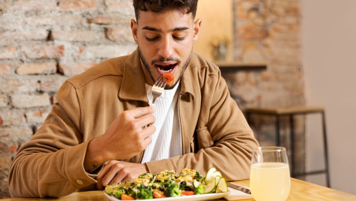 Para calcular o impacto de cada alimento, os cientistas multiplicaram o fator de risco alimentar pela quantidade do componente de risco em cada porção