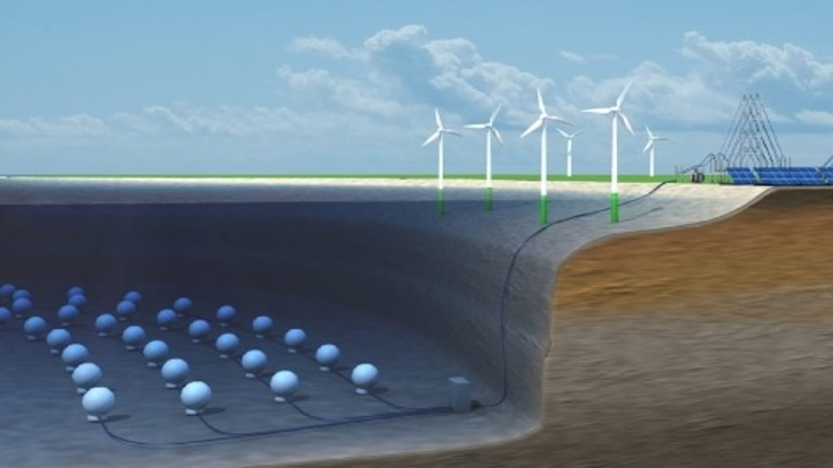 Iniciativa envolve a ancoragem de bolas de concreto a uma profundidade de até 800 metros no mar, alinhadas e conectadas eletricamente umas às outras