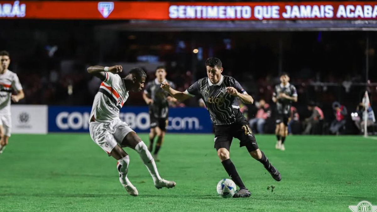 O Libertad abriu o placar e viu o São Paulo pressionar até os últimos minutos