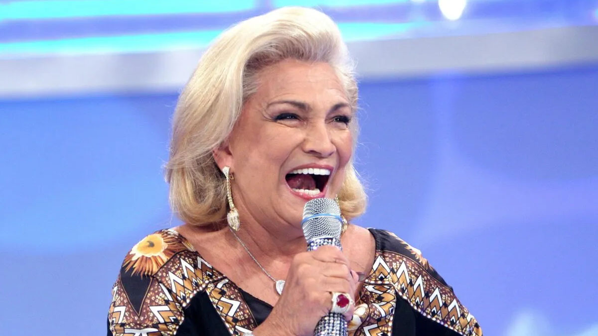 Hebe Camargo durante programa no SBT