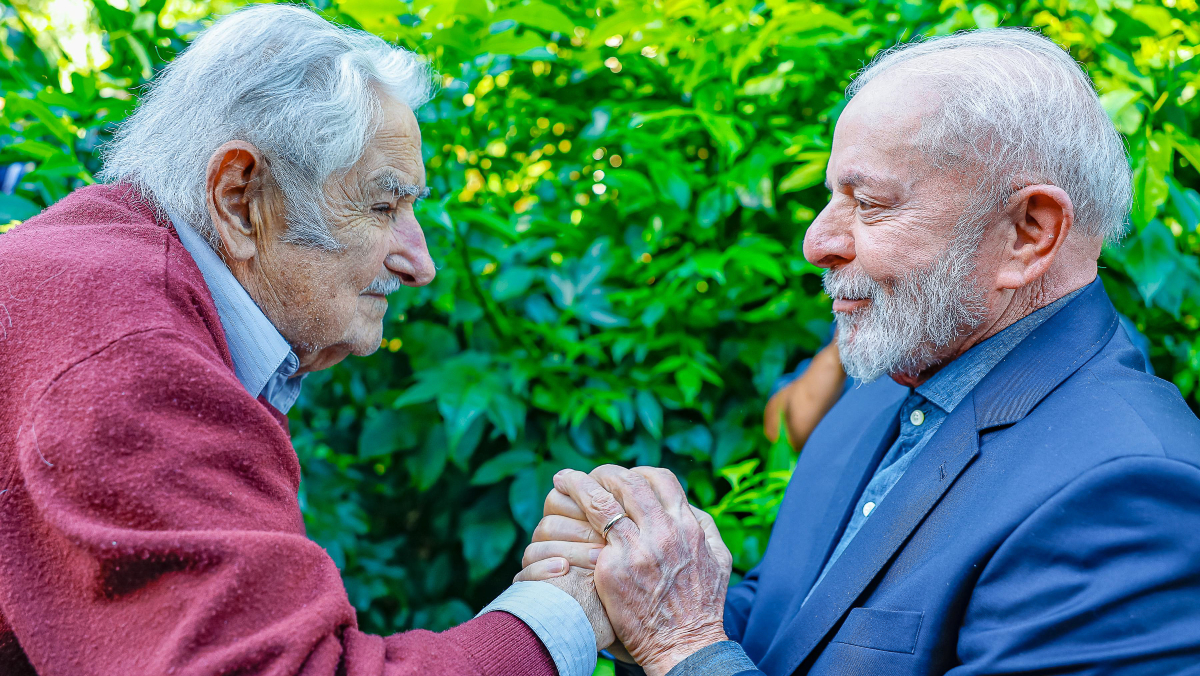 Lula classificou Mujica como "a pessoa mais extraordinária" entre os líderes com quem conviveu