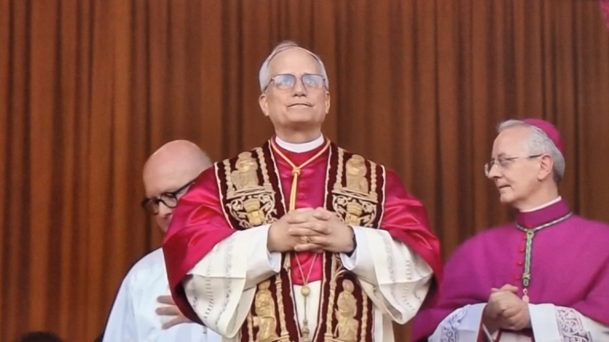 Em seu discurso na Basílica de São Pedro, Leão XIV afirmou que eles devem ser uma Igreja que constrói pontes