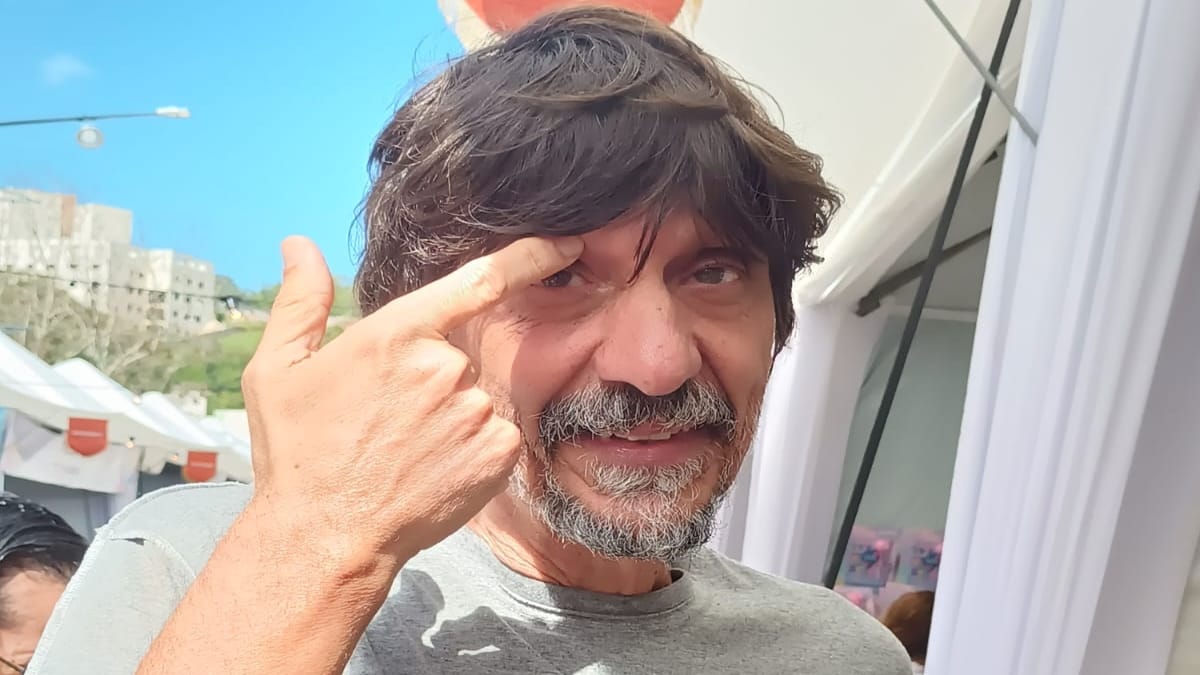 Jornalista, escritor, tradutor e youtuber brasileiro Eduardo Romulo Bueno, também conhecido como Peninha