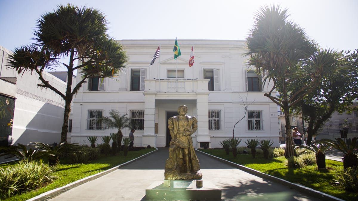 A iniciativa busca envolver órgãos públicos, escolas, famílias e a comunidade em geral