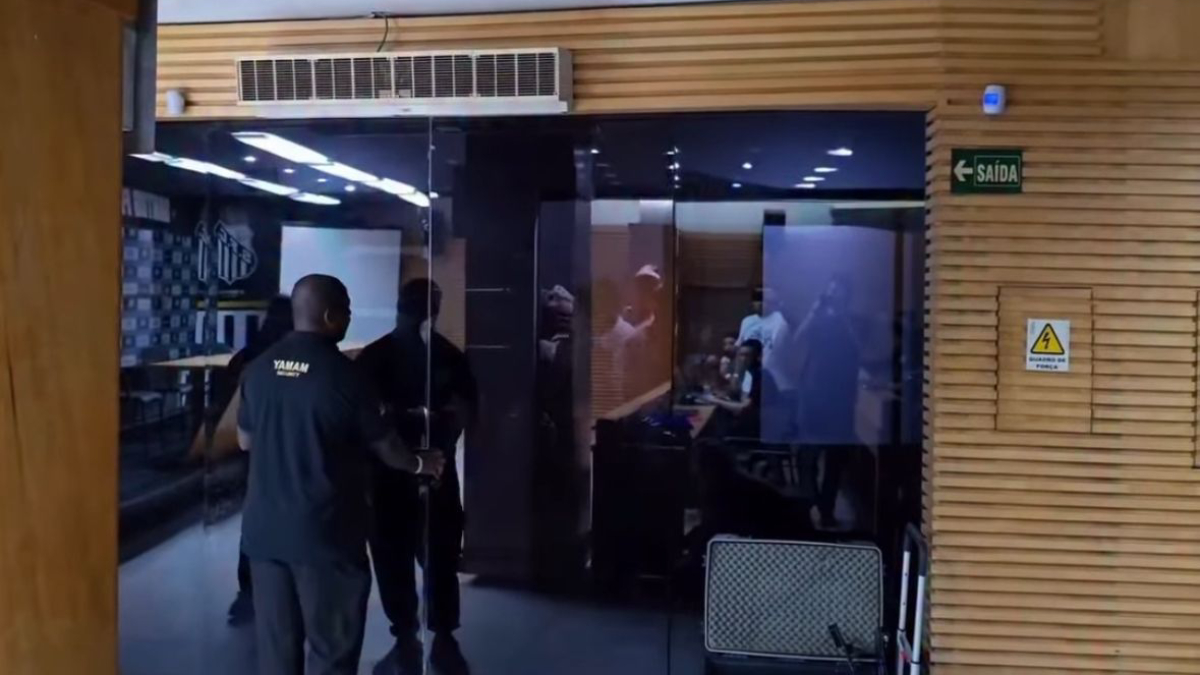 Com duas derrotas e um empate nas últimas três partidas, o clima é de crise