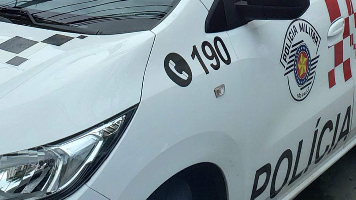 Tragédia ocorreu no bairro Balneário Stella Maris e a Polícia Militar foi acionada após relatos de disparos.