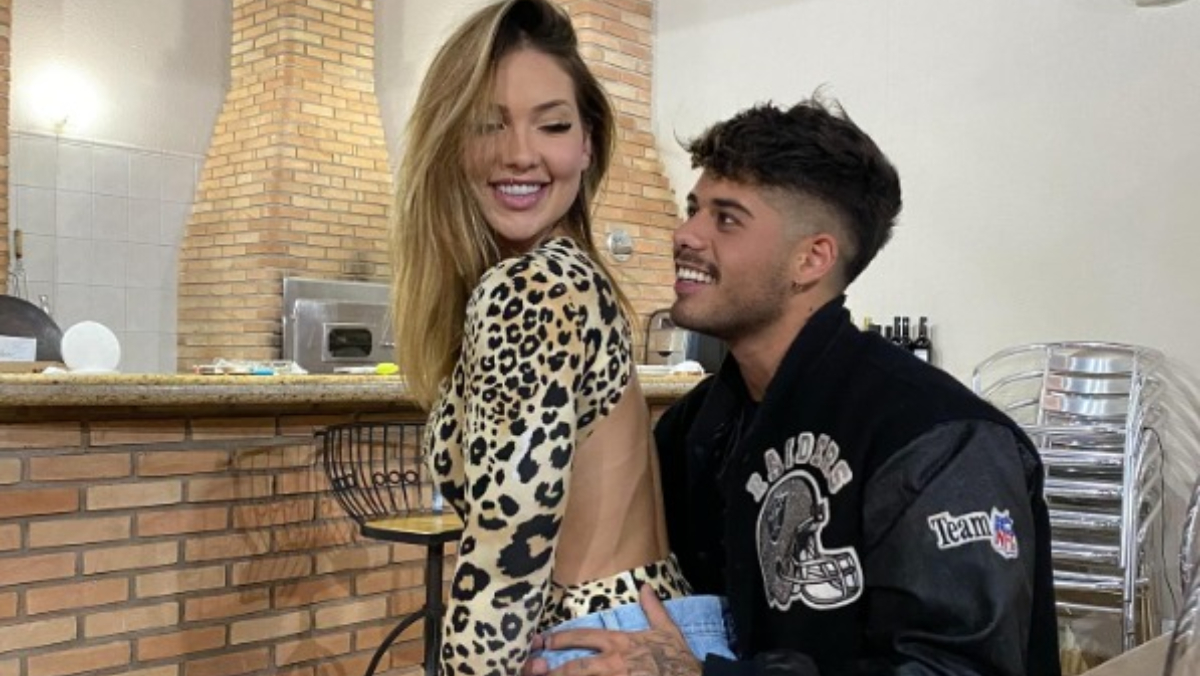 A separação ocorre poucos meses após uma breve crise no relacionamento