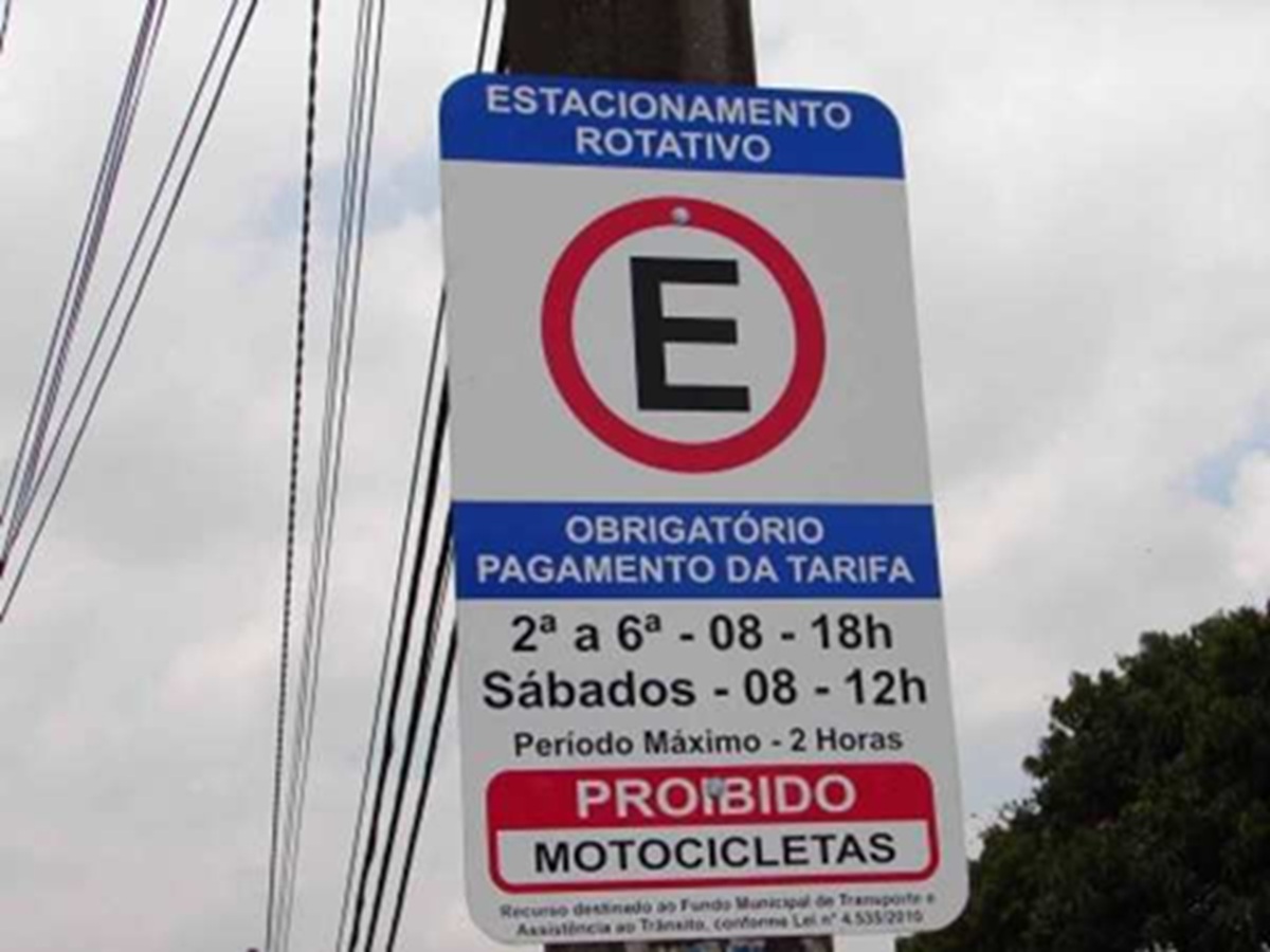 Projeto propõe gratuidade para pessoas com TEA em cerca de 50 mil vagas de estacionamento na capital