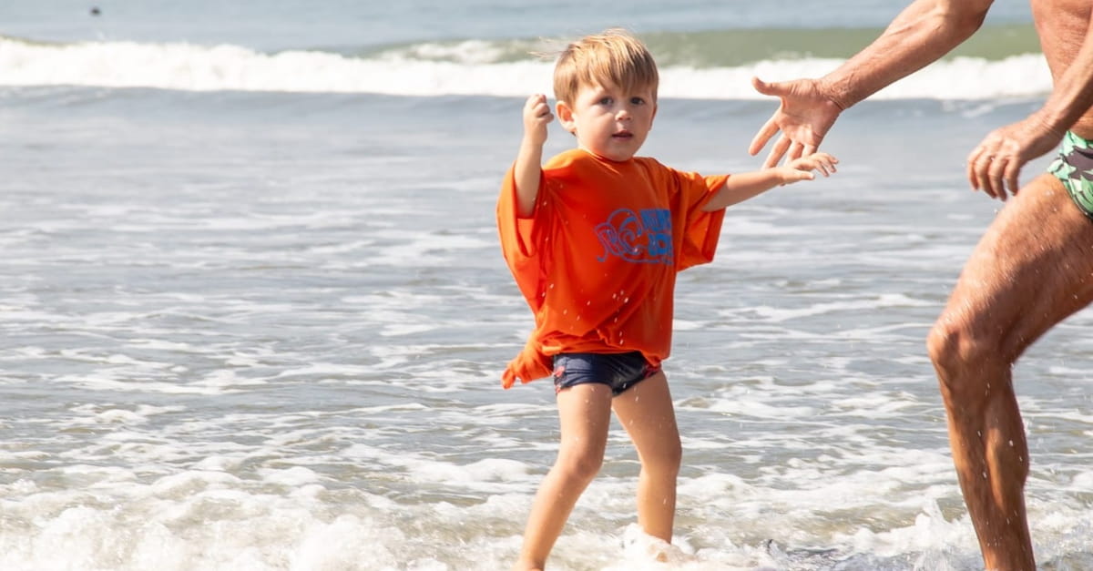 Após selada, a prancha ficará em exposição todos os anos e, simbolicamente, será colocada no mar para a prática de surfe por alunos e surfistas