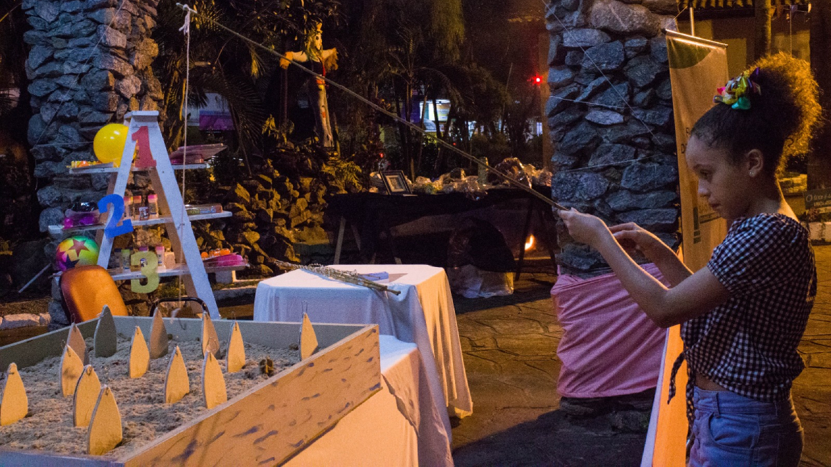 As quermesses no Parque Cultural Vila de São Vicente e na Praça 22 de Janeiro reúnem apresentações de quadrilha, comidas típicas e brincadeiras juninas