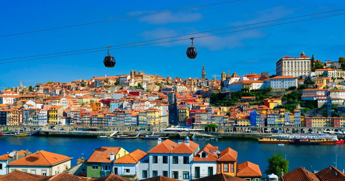 O prazo passará dos atuais cinco anos para dez anos para a maioria dos estrangeiros