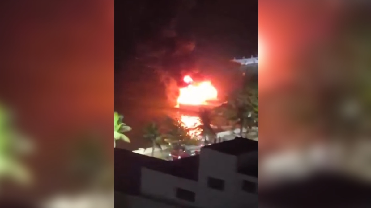 Chamas chamaram a atenção de quem passava pela região, e a área foi isolada por segurança