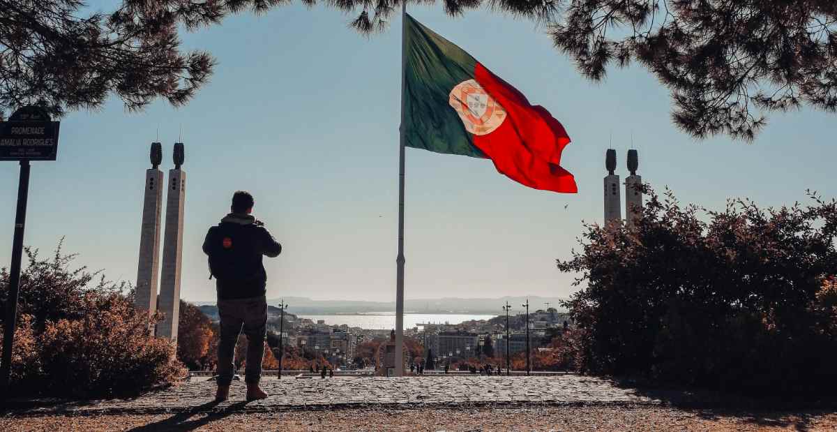 Ao todo, a Agência analisou cerca de 184.059 pedidos, e negou 33.983 deles. Desses, 15,8% são de brasileiros