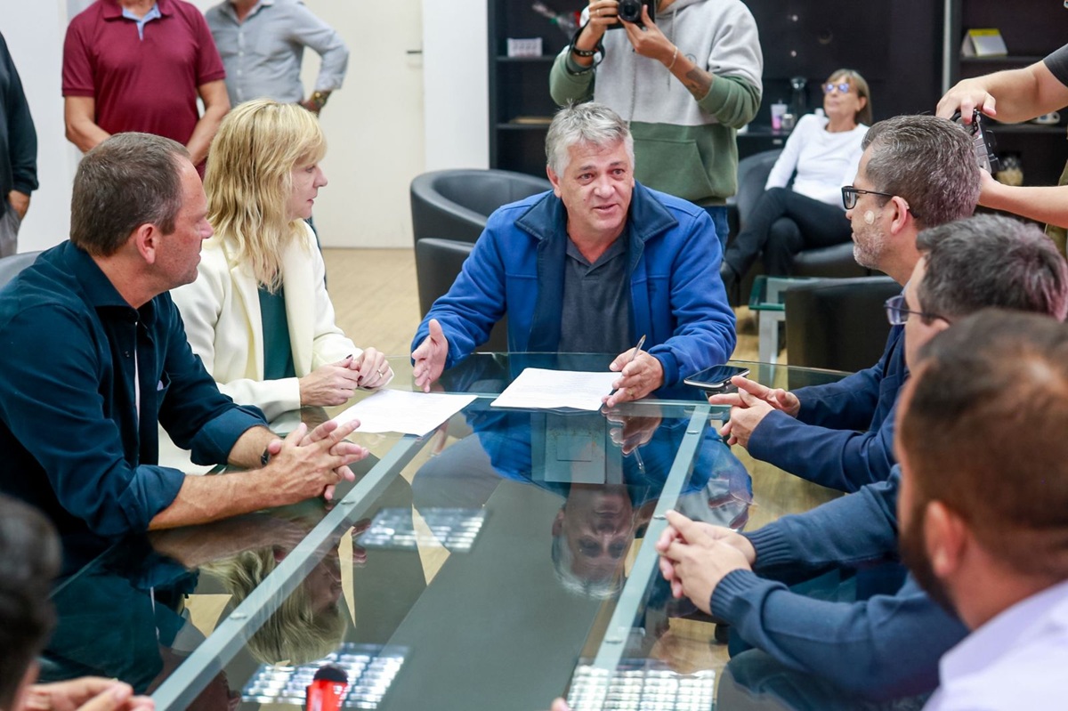 Prefeita eleita de Mongaguá, Cristina Wiazowski, oficializou o início da transição de governo municipal na manhã desta terça-feira (10)