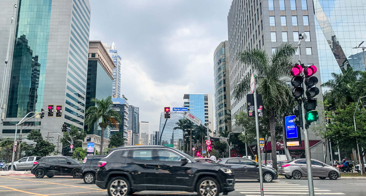 Desvende o dilema do sinal vermelho