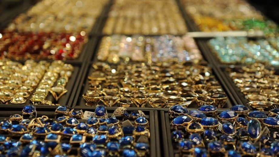 ALJOIAS, maior feira de joias folheadas e bijuterias do país, é realizado duas vezes ao ano