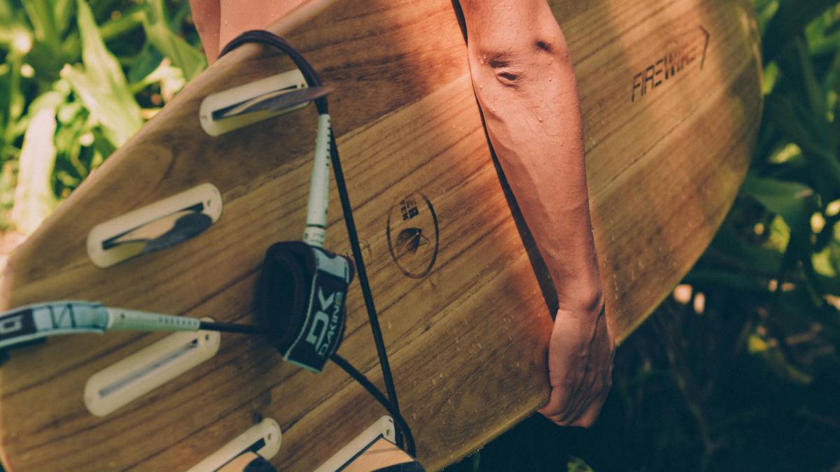 A piscina está localizada em um condomínio em Porto Feliz