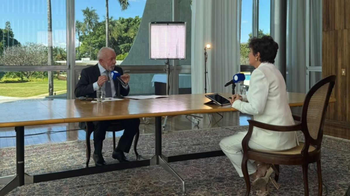 Durante a entrevista, Lula criticou duramente a decisão americana