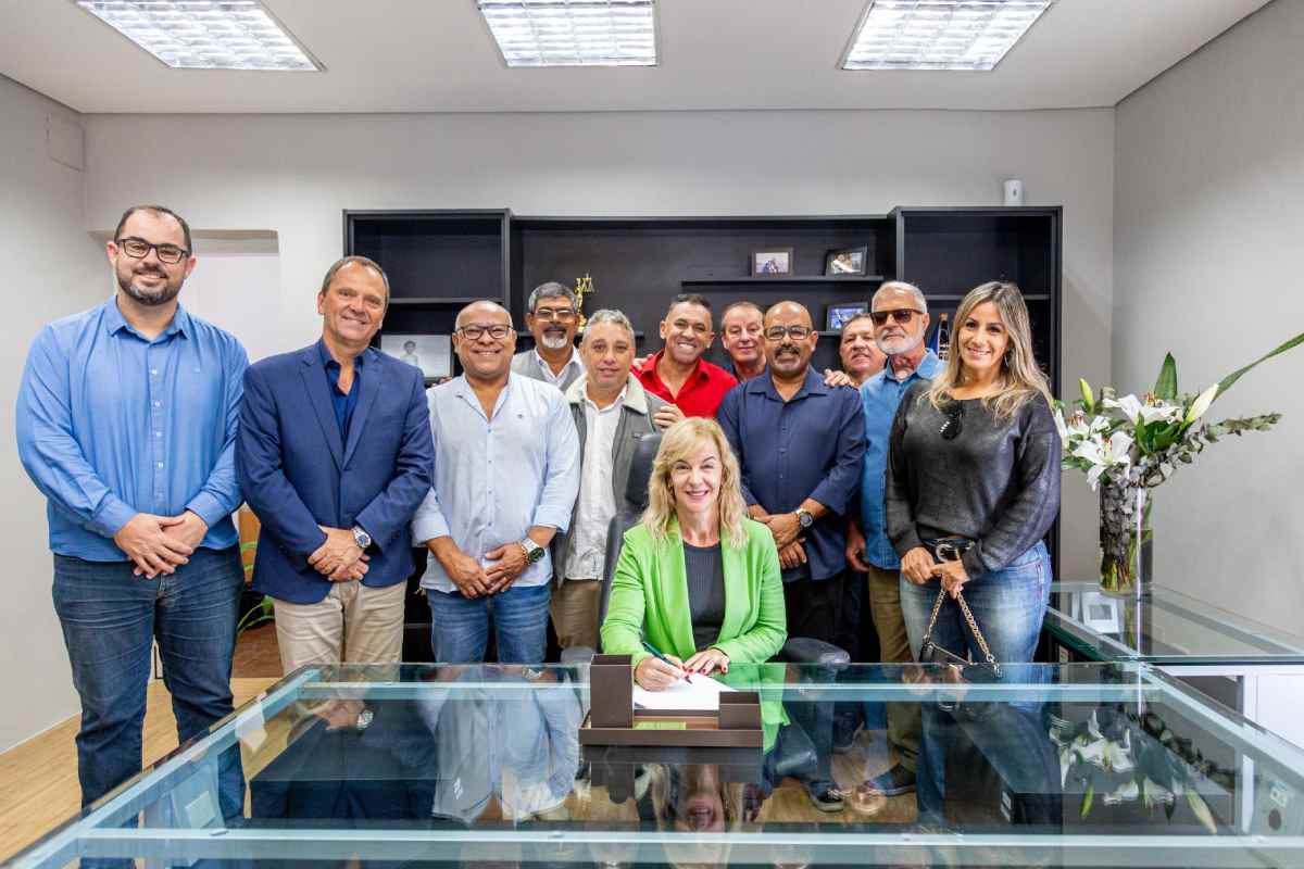 Em breves discursos, a mensagem passada a todo o funcionalismo foi a de que se inicia um tempo de muito comprometimento