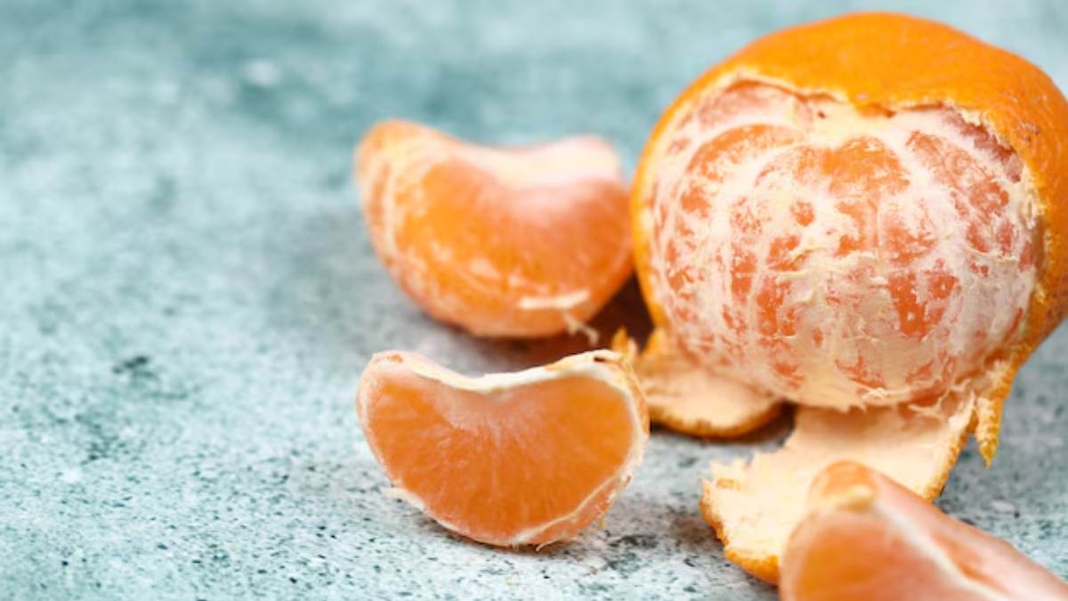 Veja por que você deve usar as cascas da mexerica na porta de casa