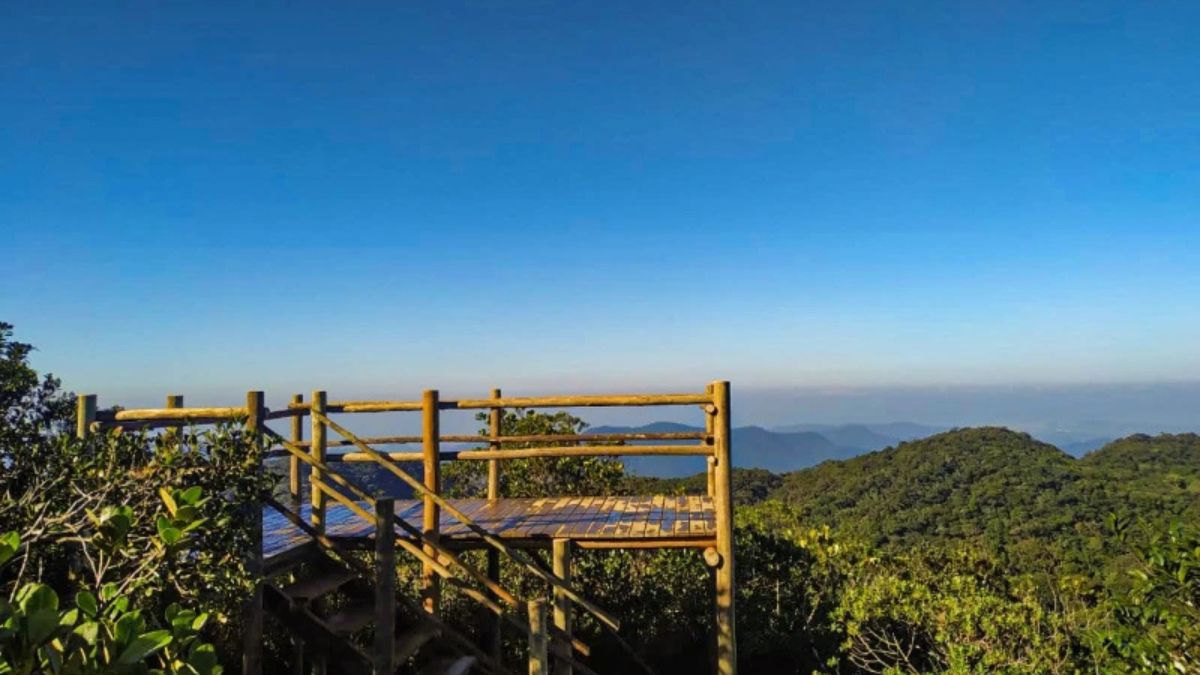 O Mirante do Núcleo Curucutu oferece uma das vistas mais deslumbrantes da cidade: o litoral paulista