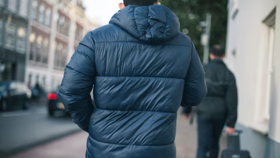 As tradicionais jaquetas puffer perderam espaço no guarda-roupa urbano
