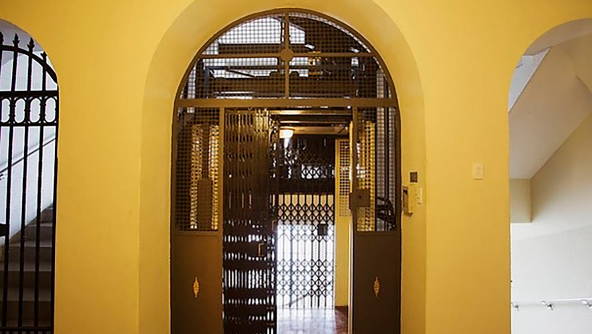 O elevador do Mosteiro de São Bento é datado de 1908