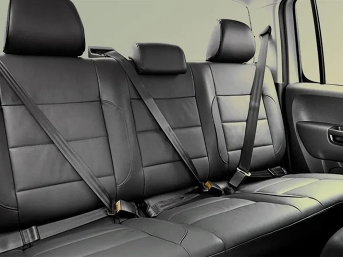 Quando os cintos estão presos, eles funcionam como uma barreira extra de proteção