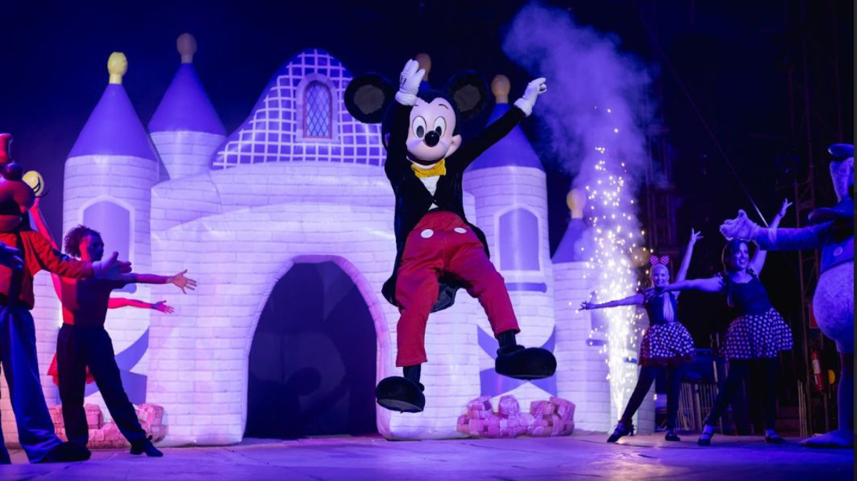 O circo receberá o público em sessões com horários variados