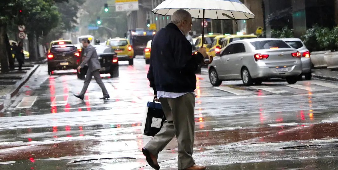 Frente fria faz temperatura despencar nesse final de semana no litoral