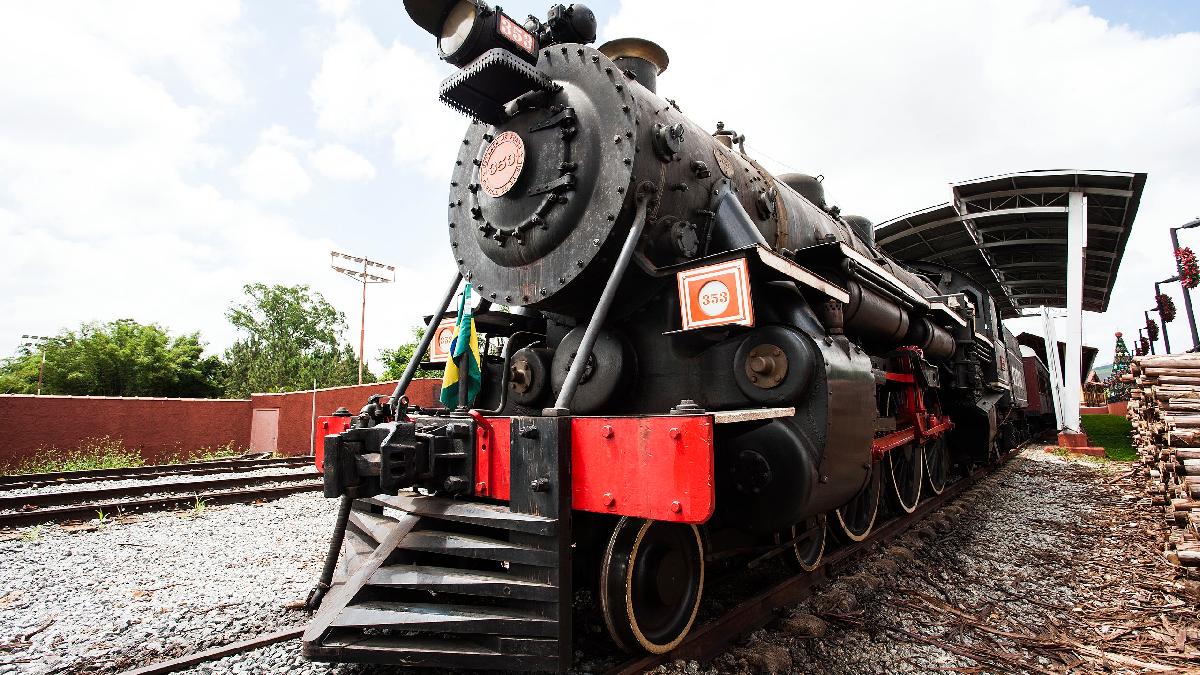 A linha também foi construída pela São Paulo Railway