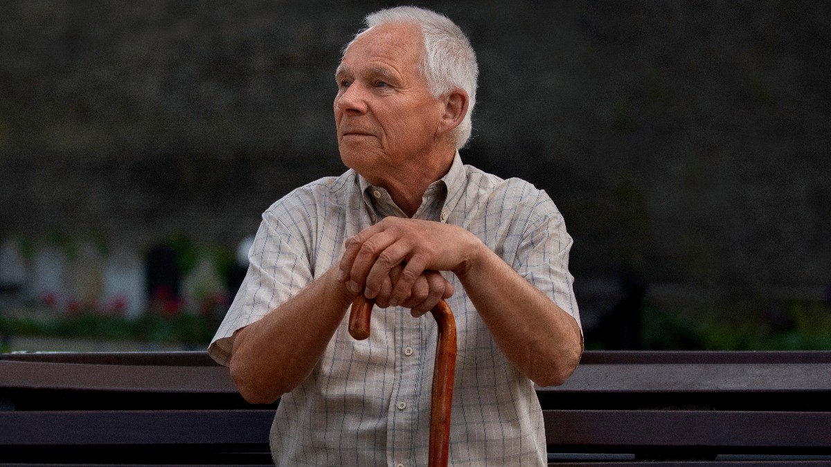 Intolerância com idosos reflete uma sociedade que rejeita o próprio futuro