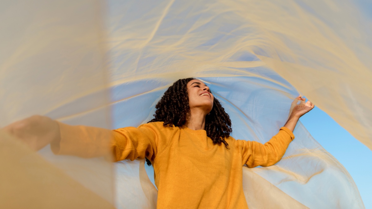 Aprenda a filtrar o excesso de informação e viva com mais paz de espírito e bem-estar