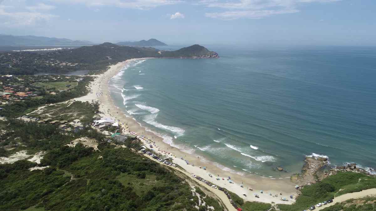 O próprio Ministério do Turismo incluiu a Praia do Rosa como um dos destinos mais acolhedores de todo o Brasil