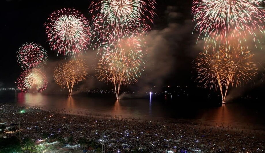 As postagens afirmam ainda que o espetáculo seria sem estampidos de 120 decibéis