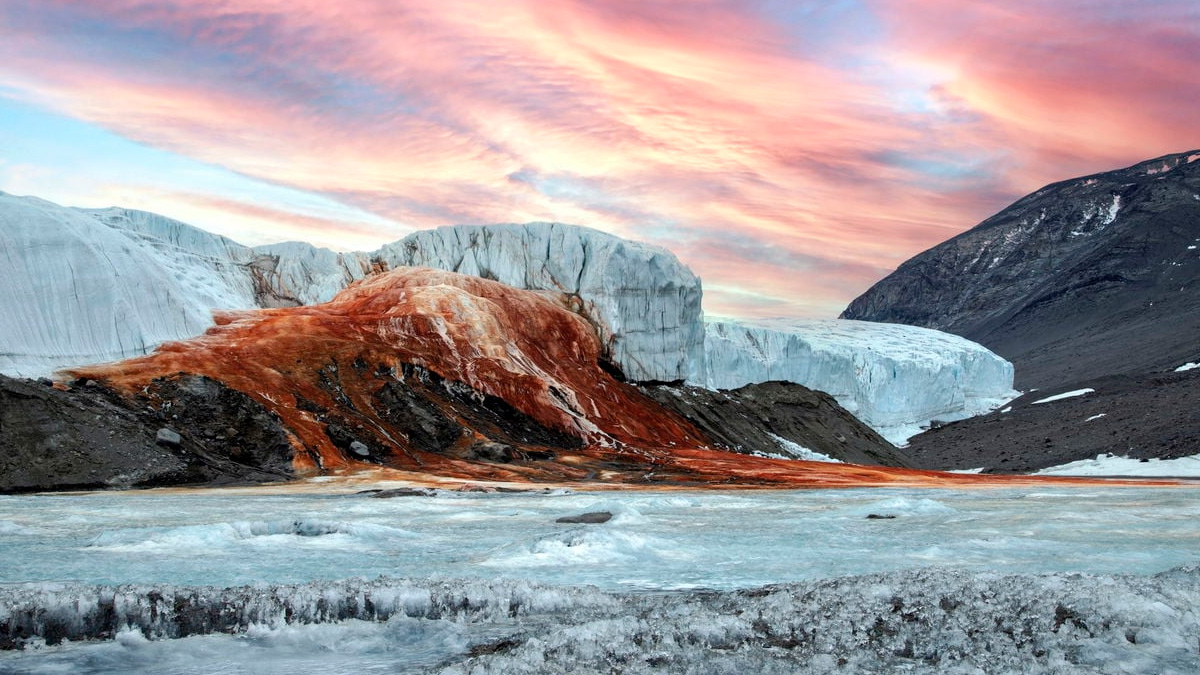 No coração gelado da Antártica existe um lugar onde a chuva não cai há milhões de anos.