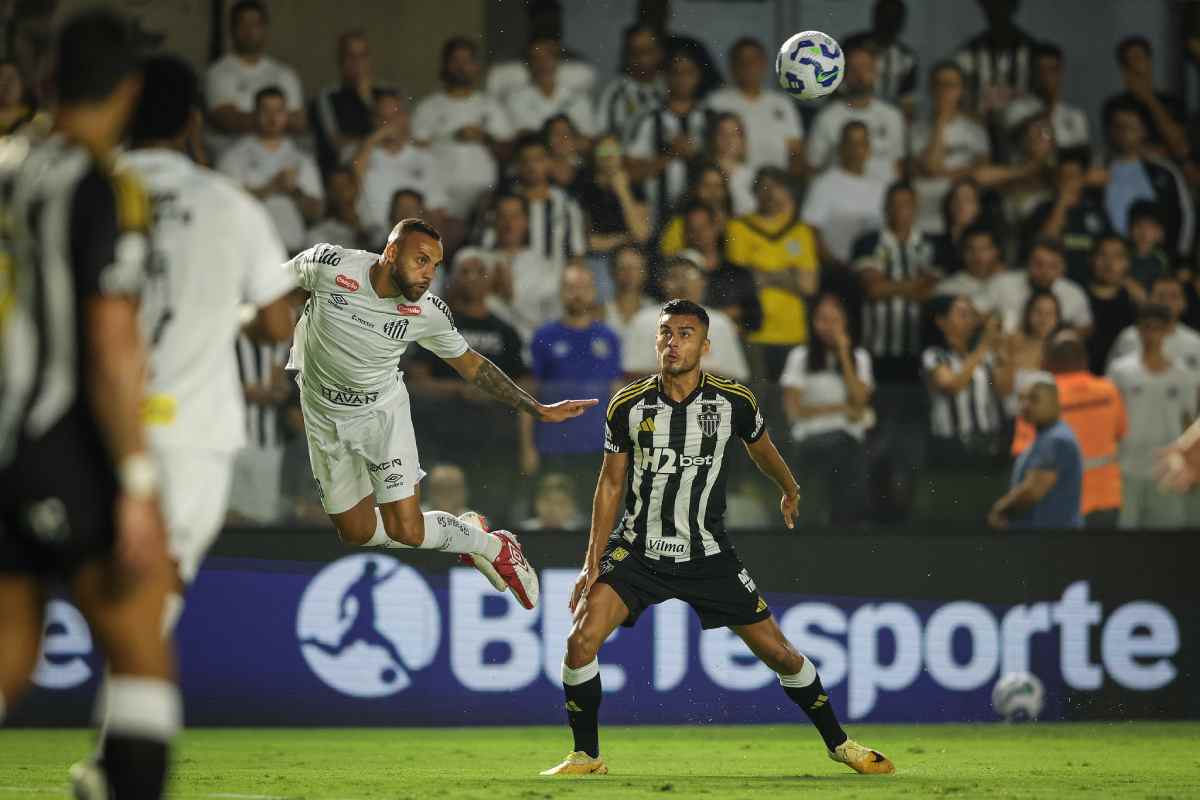 O Galo está a apenas dois pontos da zona de rebaixamento, enquanto o Peixe soma a mesma pontuação do primeiro time dentro do Z-4