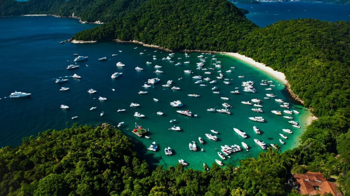 Reforçando seu papel como o maior salão náutico da América Latina, o evento se estabelece como palco de negócios, inovação e design, reunindo embarcações, acessórios, equipamentos e serviços para quem vive a paixão pela náutica