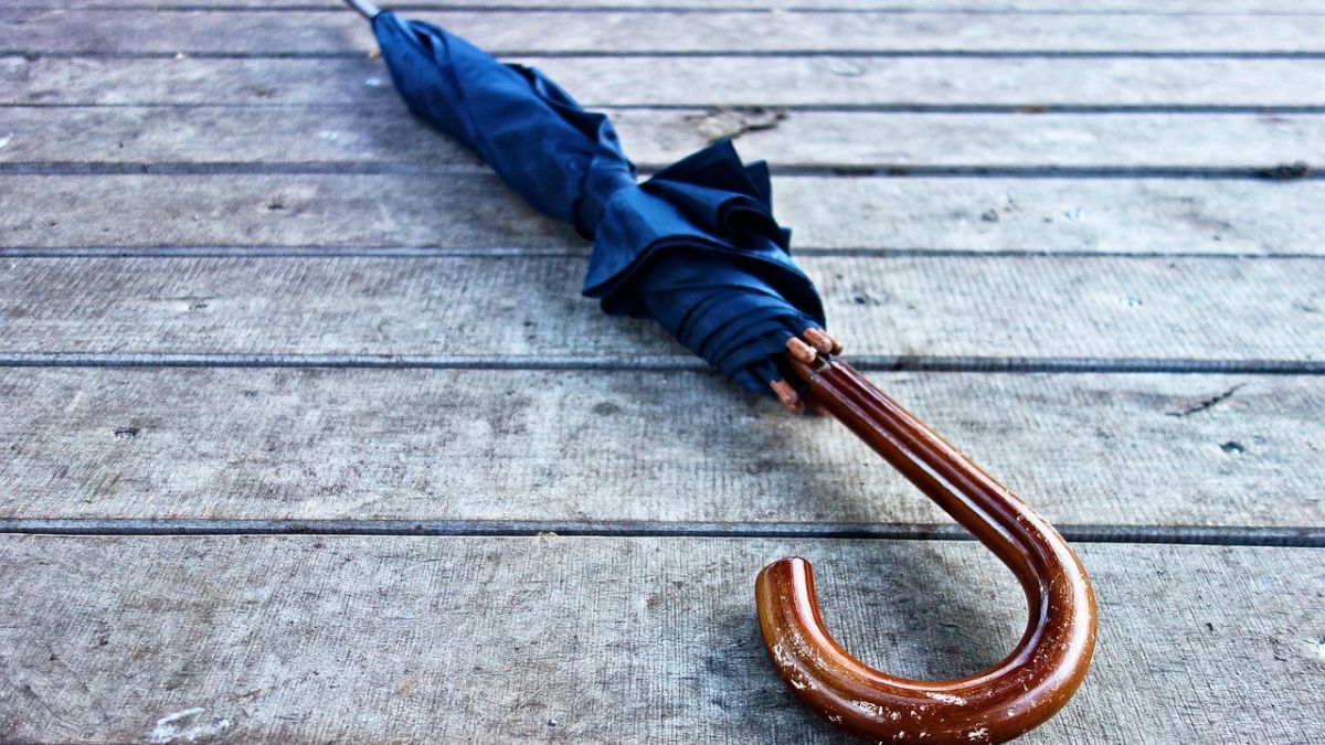 É recomendado que os paulistas levem seus guarda-chuvas na bolsa nos próximos dias