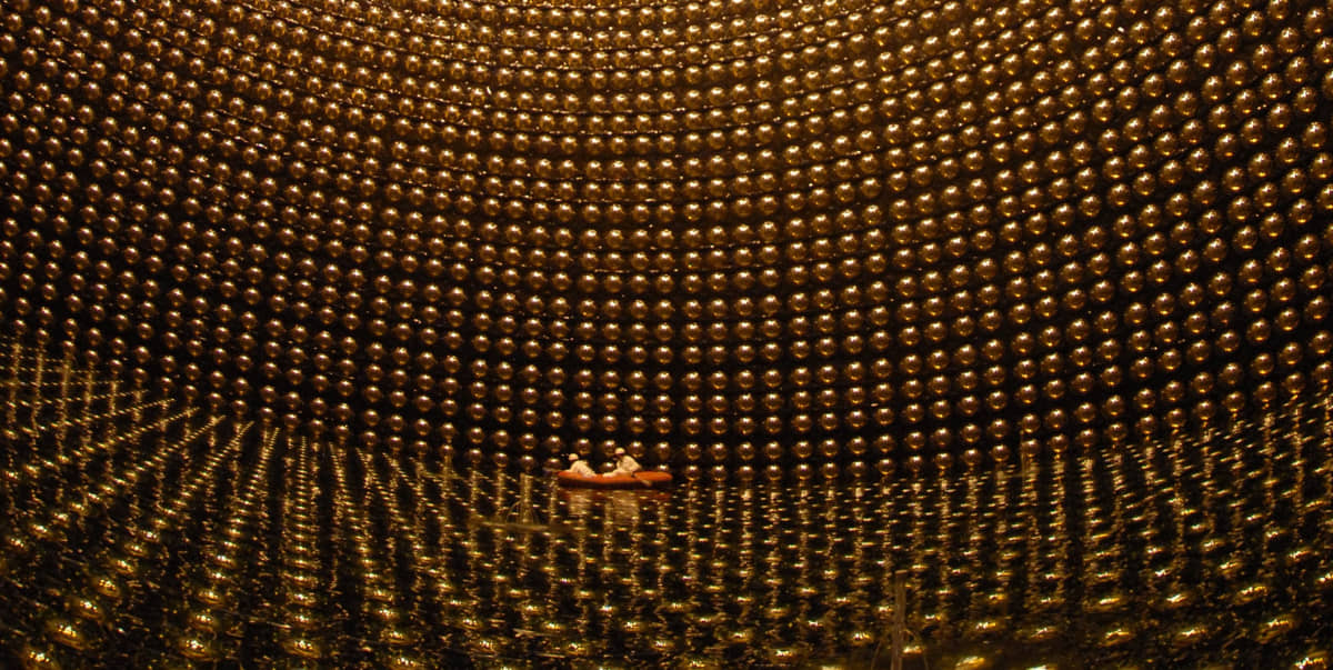 Câmara onde está armazenada a água mais limpa e pura do mundo, no Japão