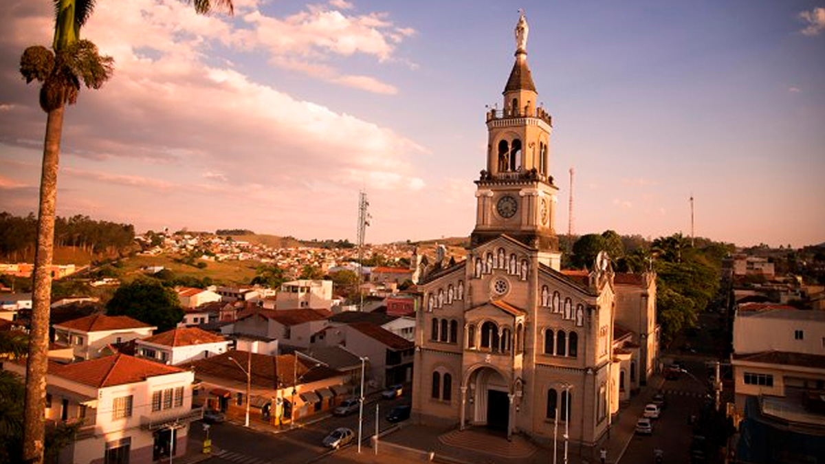 A fama não veio por acaso, ela é fruto de uma trajetória marcada por inovação, trabalho e forte vocação para a moda íntima.