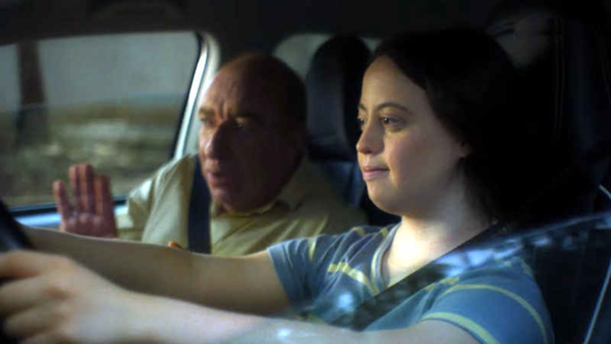 Projeto prevê que pessoas com Transtorno do Espectro Autista (TEA) ou Síndrome de Down tenham direito a um acompanhante