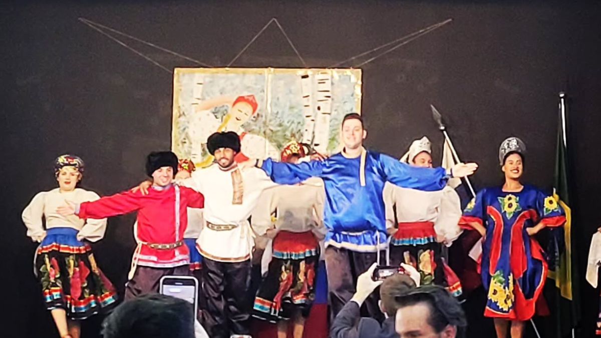 A festa beneficente terá a participação especial do Grupo Cultural Volga