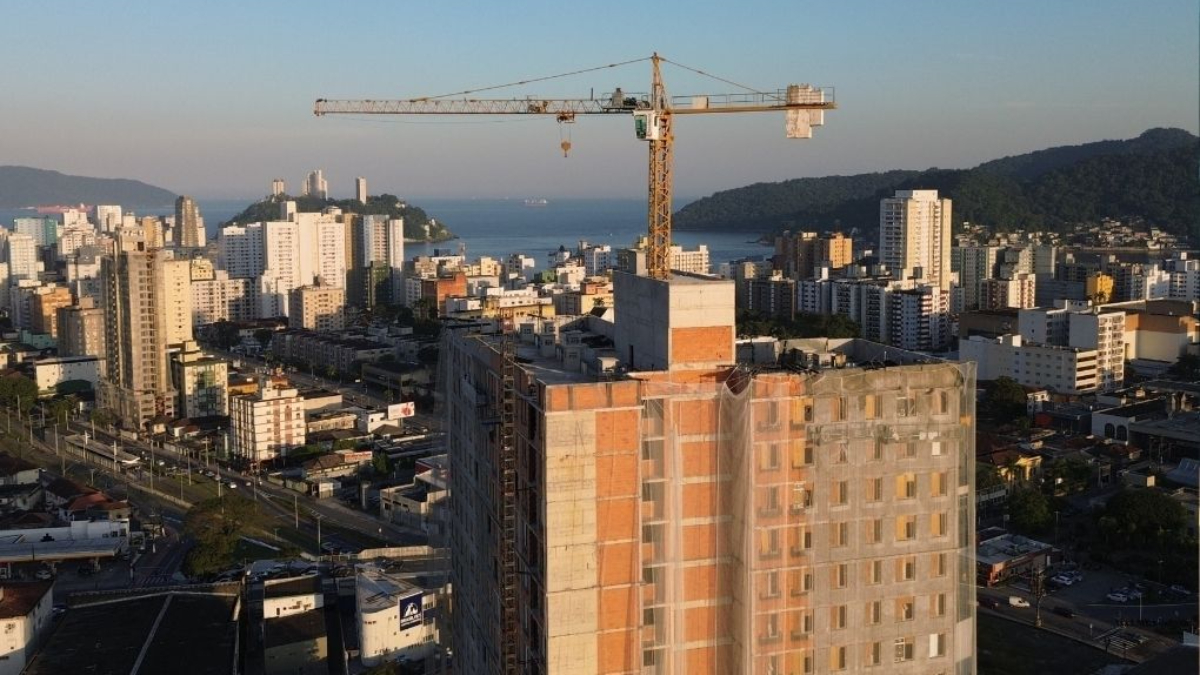 Dados do IBGE mostram que a construção civil no Brasil avançou 4,3% em 2024