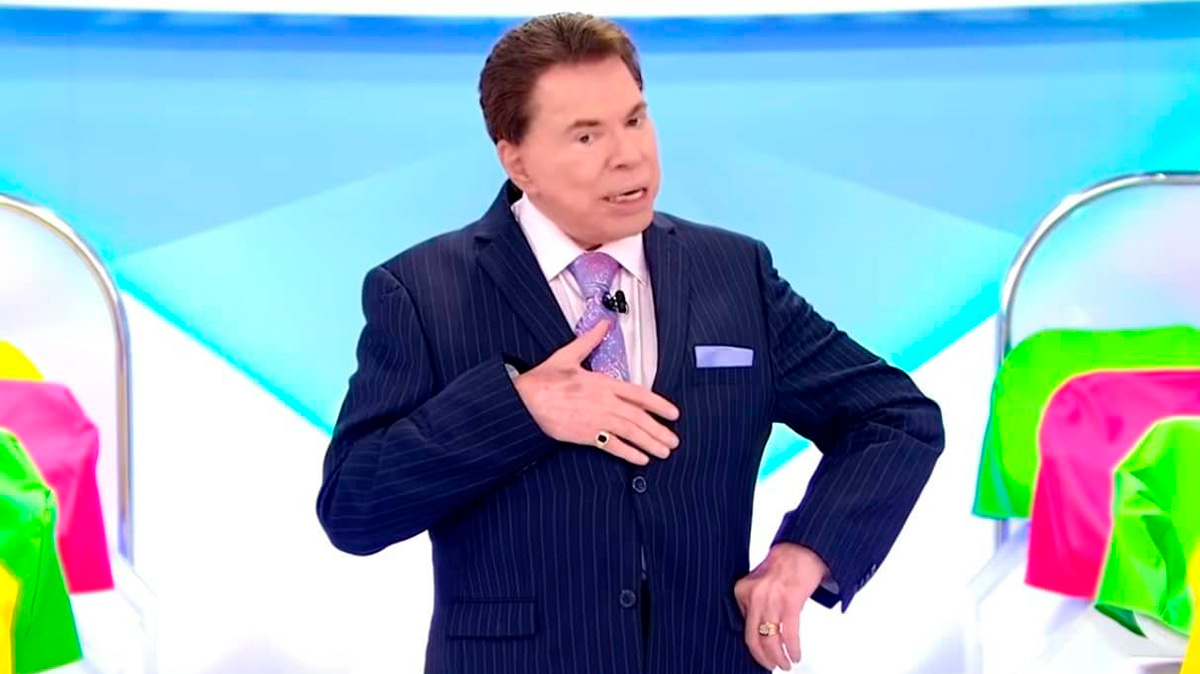 O apresentador Silvio Santos deu nome a uma escola de São Vicente
