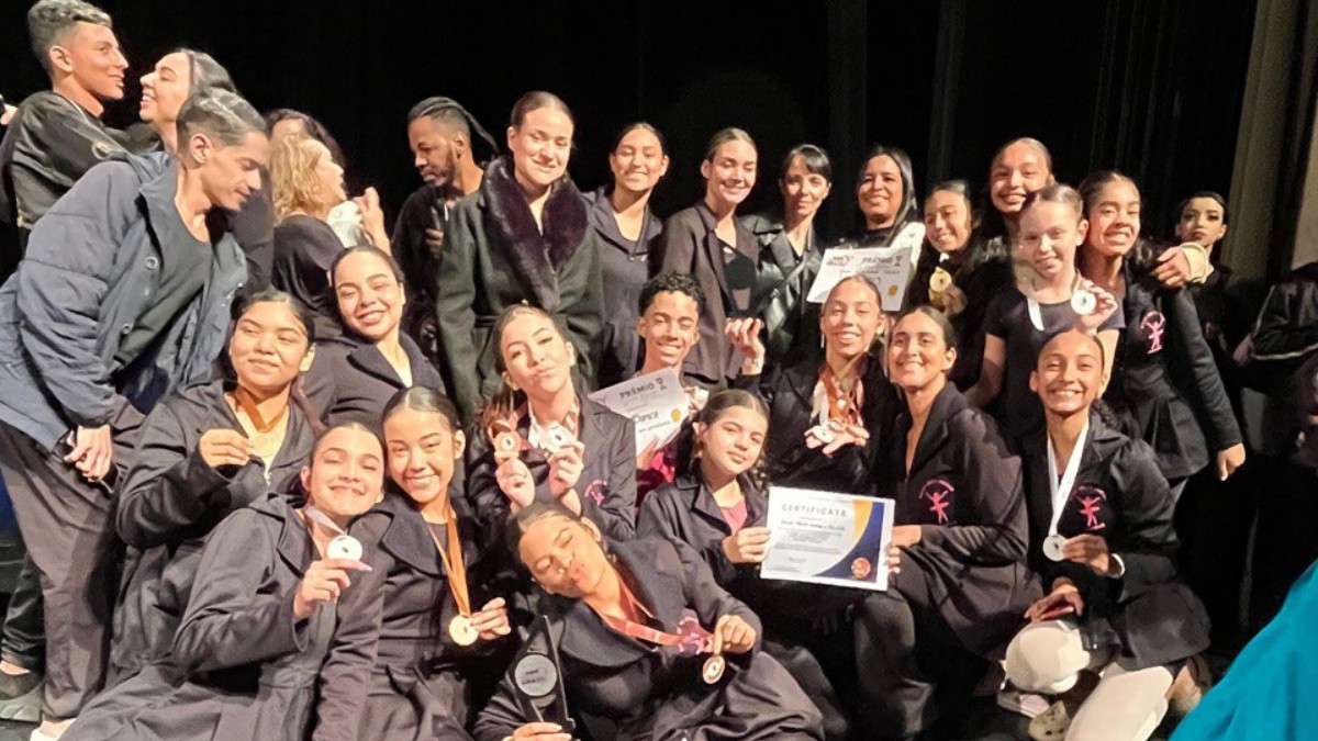 Ao longo do tempo, a escola já se apresentou em diversos grandes festivais