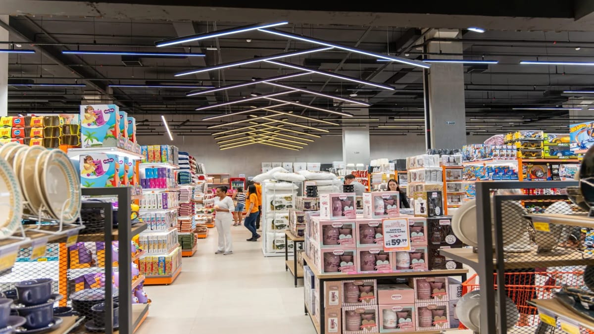 Alguns setores foram redesenhados, com ambientação e sinalização reforçadas